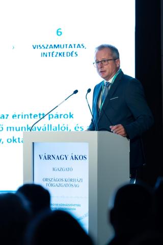 Előadók